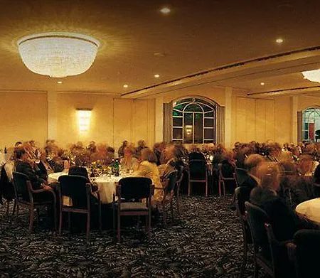 Готель De La Paix 4*