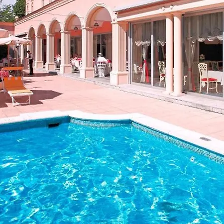 De La Paix Hotel