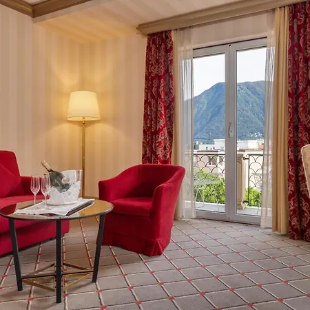 De La Paix Hotel 4*