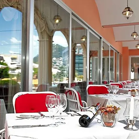 De La Paix Hotel 4*
