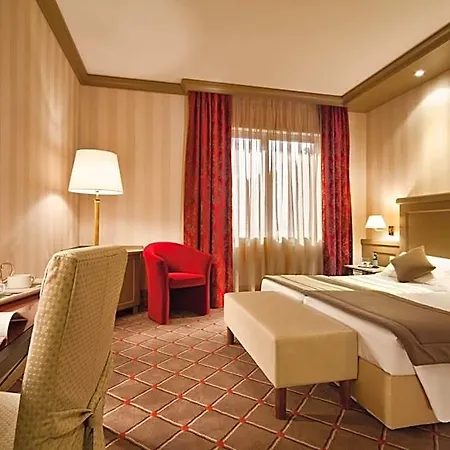 Hotel De La Paix