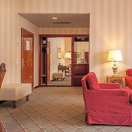 Hotel De La Paix 4*