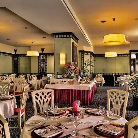 De La Paix Hotel