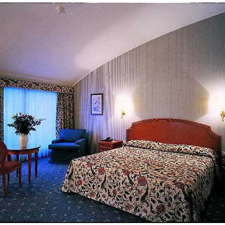 De La Paix Готель Лугано