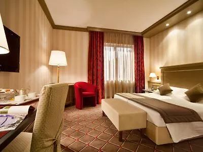 De La Paix Готель