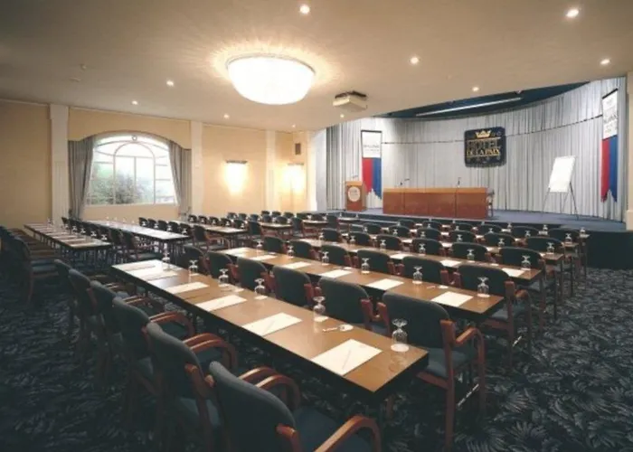 Отель De La Paix